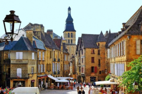 Hostelerie du Presidial : 3chbres/3sdb de standing au coeur de la citée de Sarlat